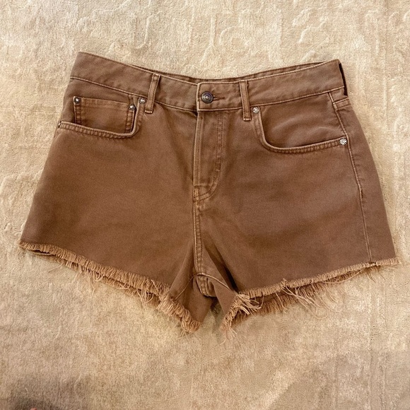 We The Free Pants - We The Free Brown Denim Frayed Shorts sz 29